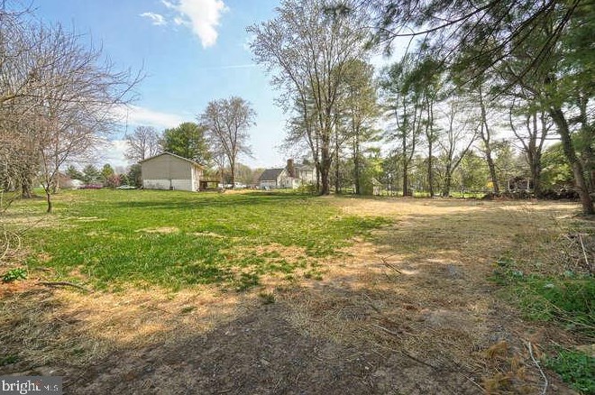 2422 Doubs Ct, Adamstown MD  21710-8924 exterior