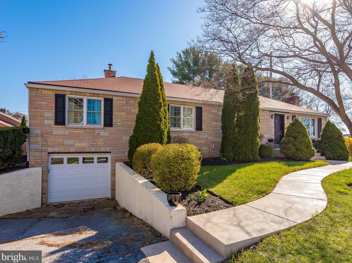 203 Franklin St, Middletown, MD 21769