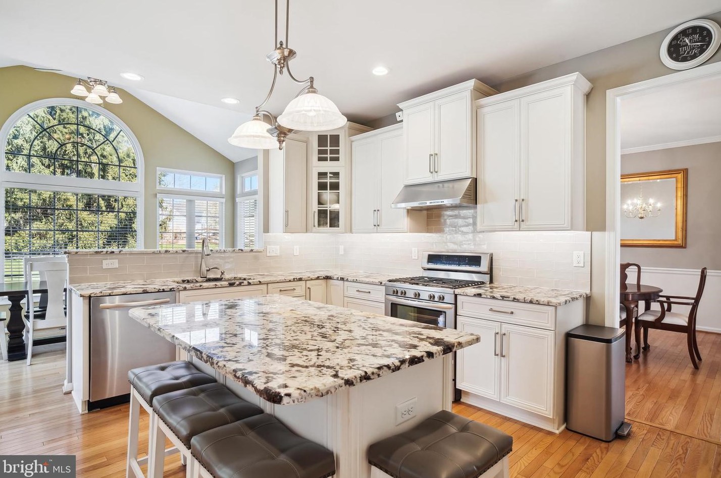 604 Twilight Terrace Ct, Mount Airy MD  21771-5793 exterior