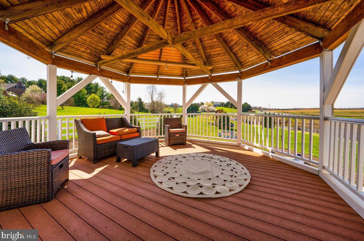 12701 Cowmans Manor Dr, Mount Airy MD  21771-4947 exterior