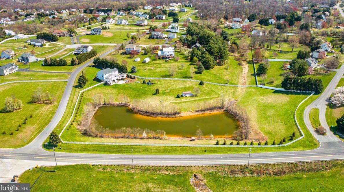 12701 Cowmans Manor Dr, Mount Airy MD  21771-4947 exterior