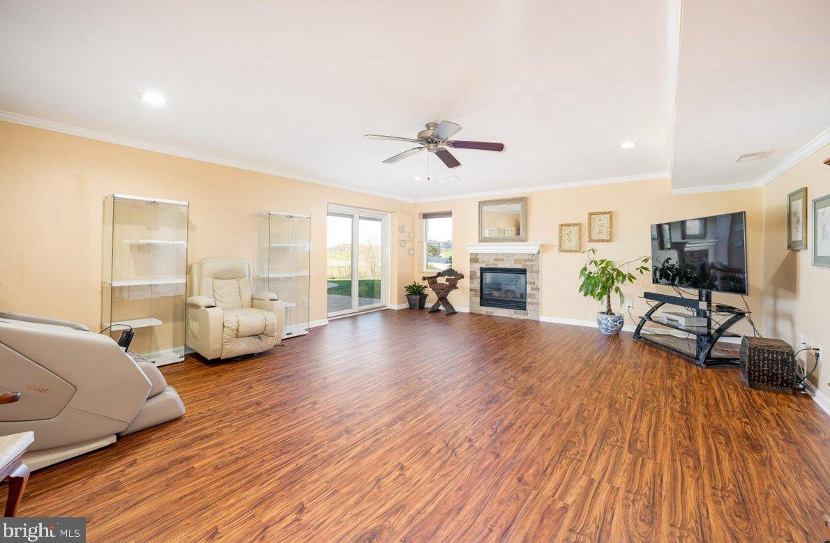 12701 Cowmans Manor Dr, Mount Airy MD  21771-4947 exterior