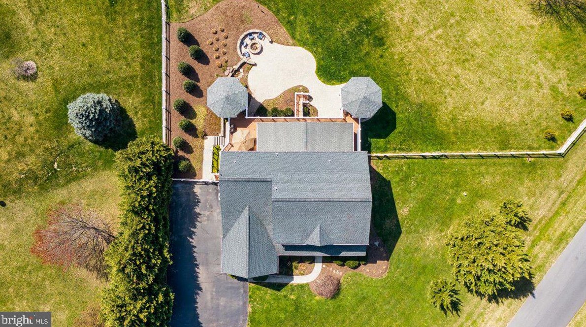 12701 Cowmans Manor Dr, Mount Airy MD  21771-4947 exterior