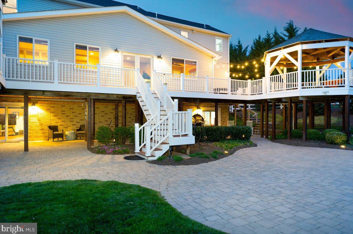 12701 Cowmans Manor Dr, Mount Airy, MD 21771-4947