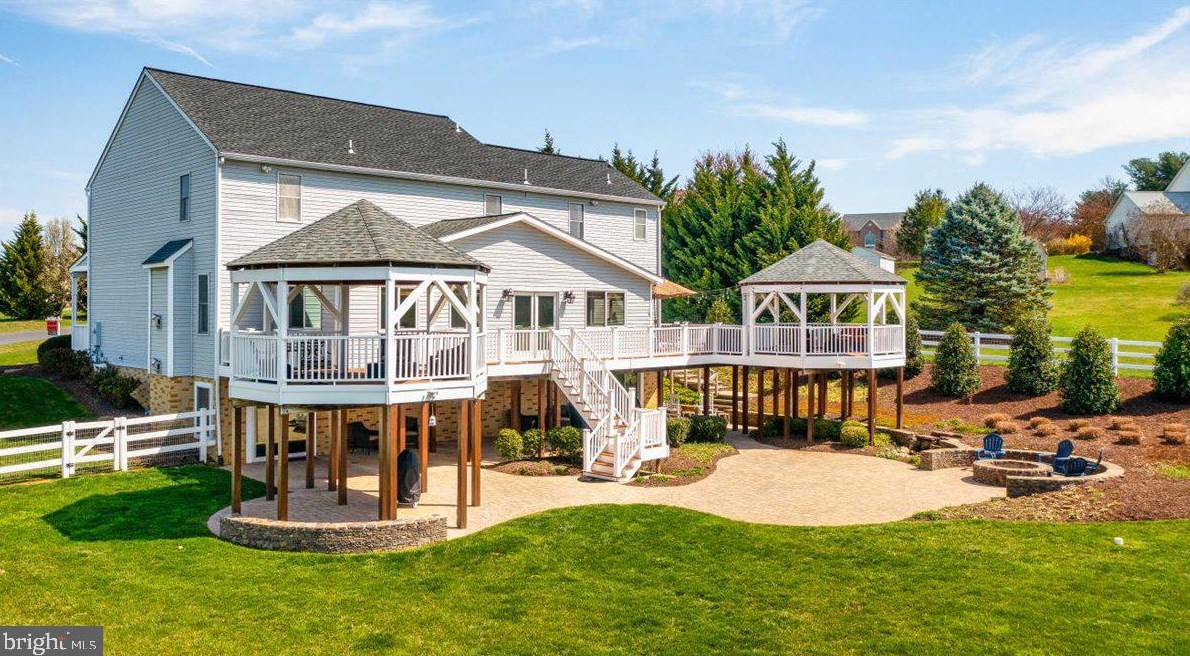 12701 Cowmans Manor Dr, Mount Airy MD  21771-4947 exterior