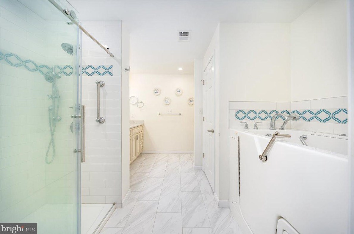 12701 Cowmans Manor Dr, Mount Airy MD  21771-4947 exterior