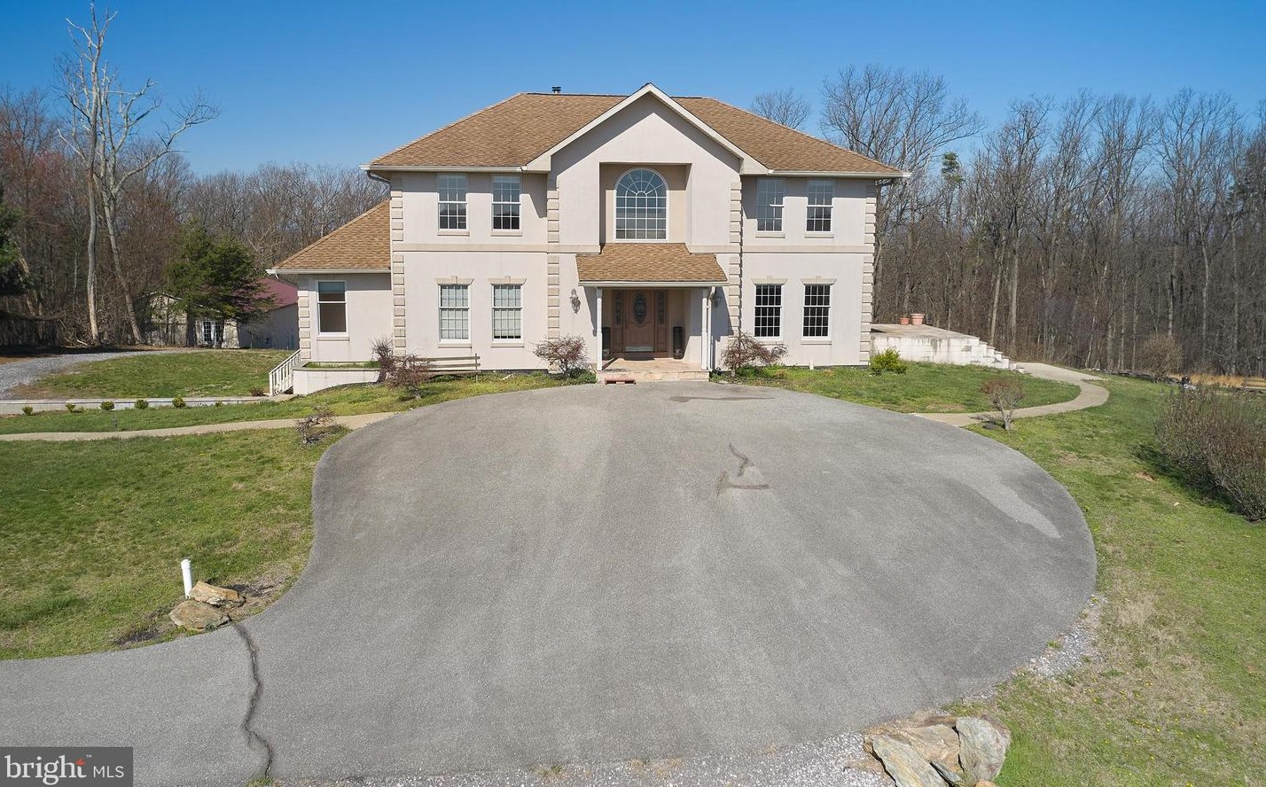 7670 Talbot Run Rd, Mount Airy MD  21771-8402 exterior