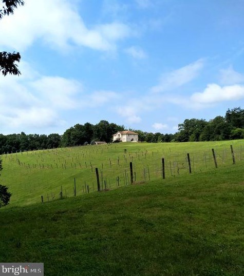 7670 Talbot Run Rd, Mount Airy MD  21771-8402 exterior