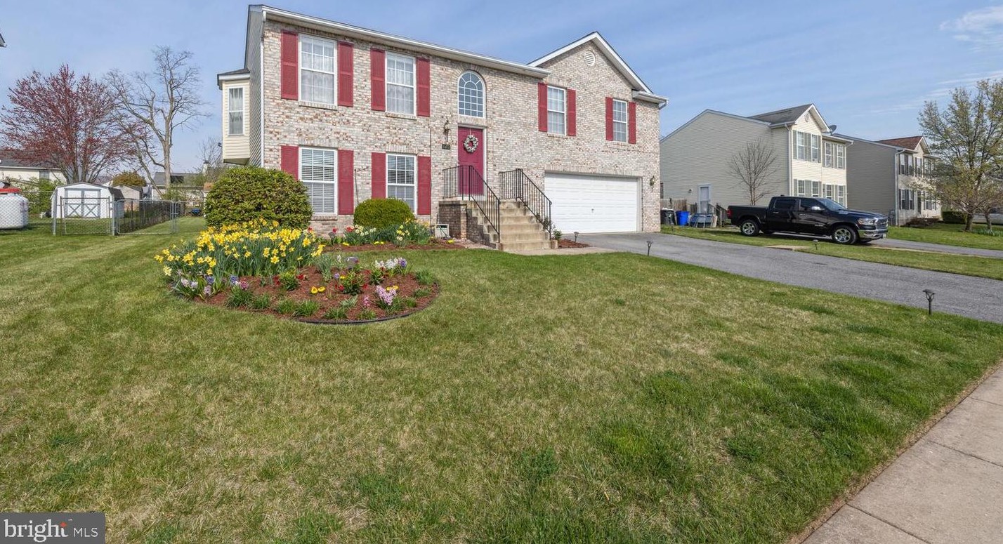 120 Victor Dr, Graceham, MD 21788