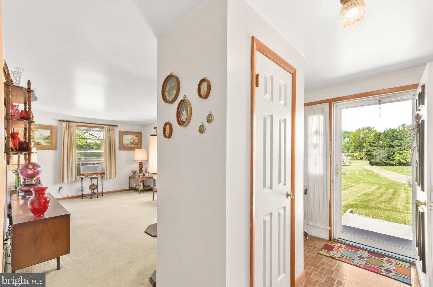 8853 Mapleville Rd, Mount Airy MD  21771-9701 exterior