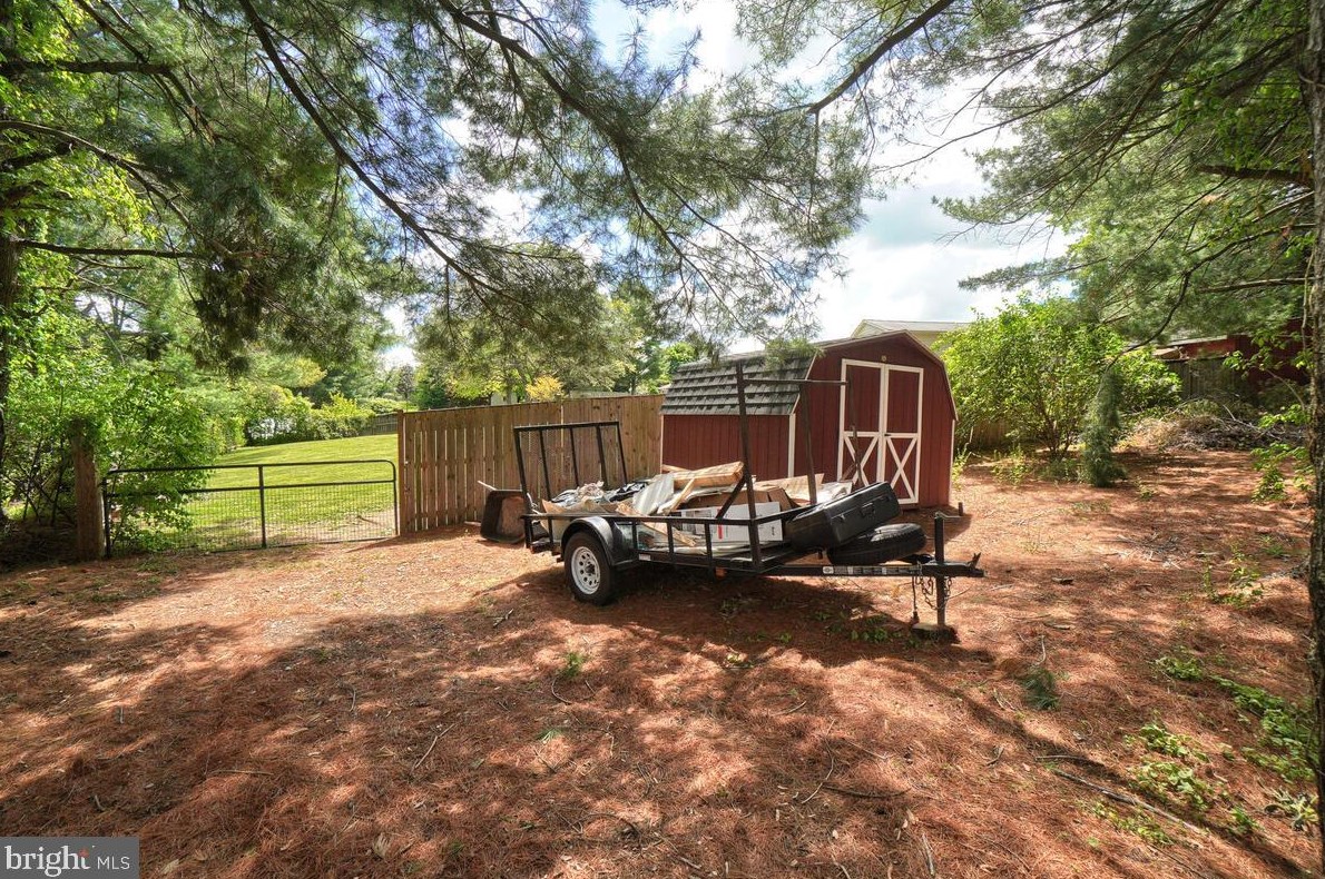 12640 Molesworth Dr, Mount Airy MD  21771-4810 exterior