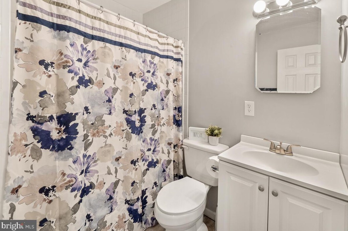 12640 Molesworth Dr, Mount Airy MD  21771-4810 exterior