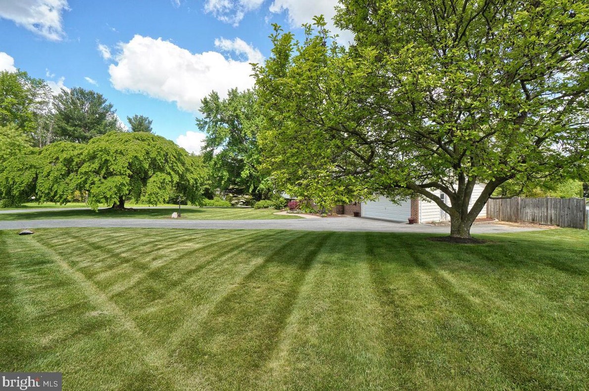 12640 Molesworth Dr, Mount Airy MD  21771-4810 exterior