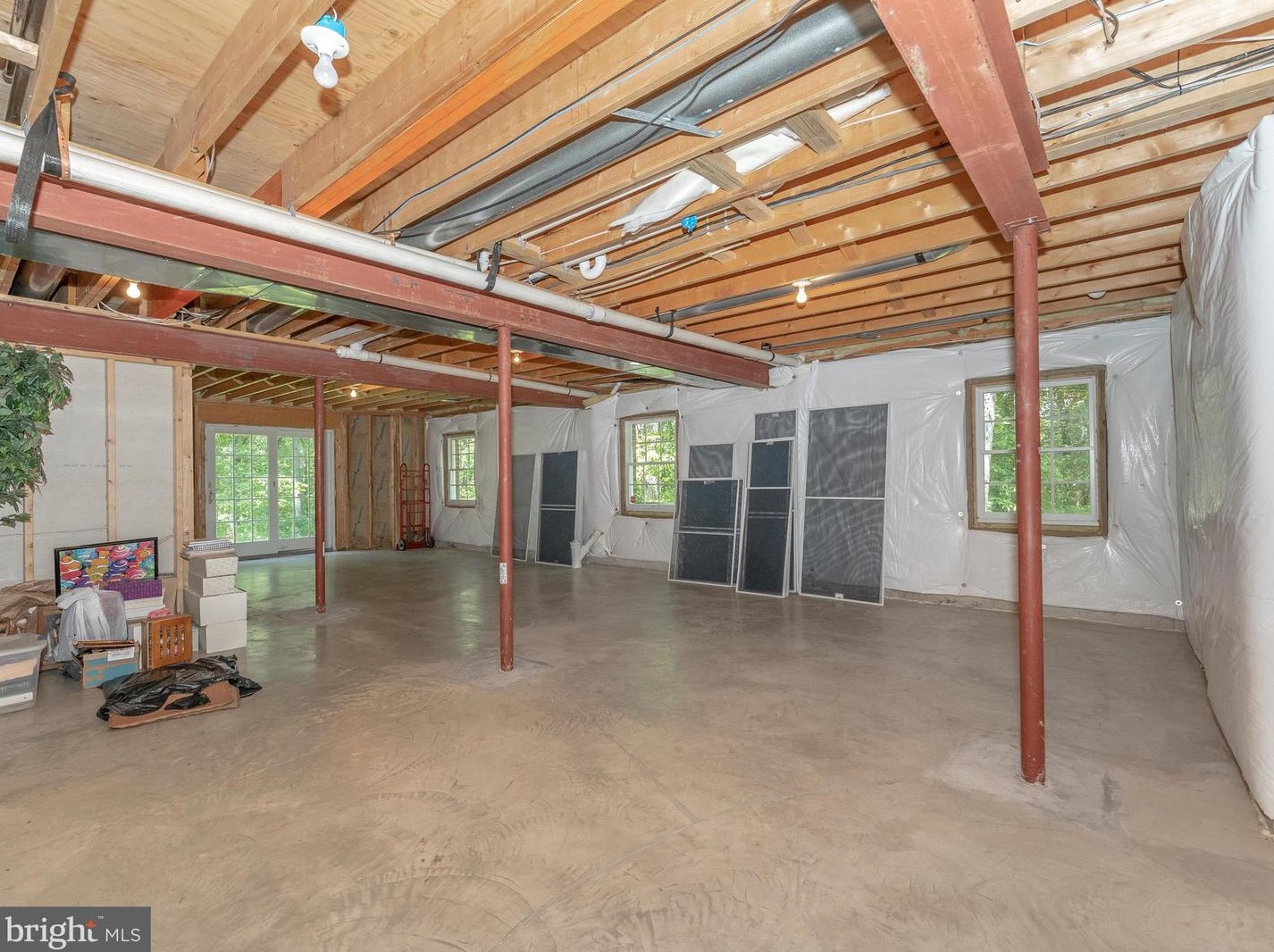 7608 Talbot Run Rd, Mount Airy MD  21771-8402 exterior