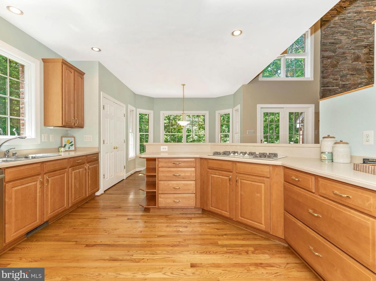 7608 Talbot Run Rd, Mount Airy MD  21771-8402 exterior