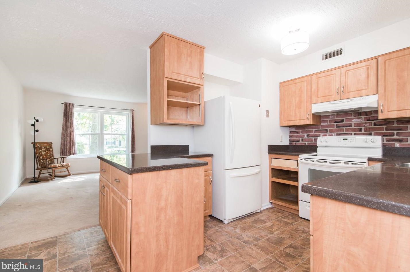 1720 Brookshire Run, Point Of Rocks MD  21777-2012 exterior