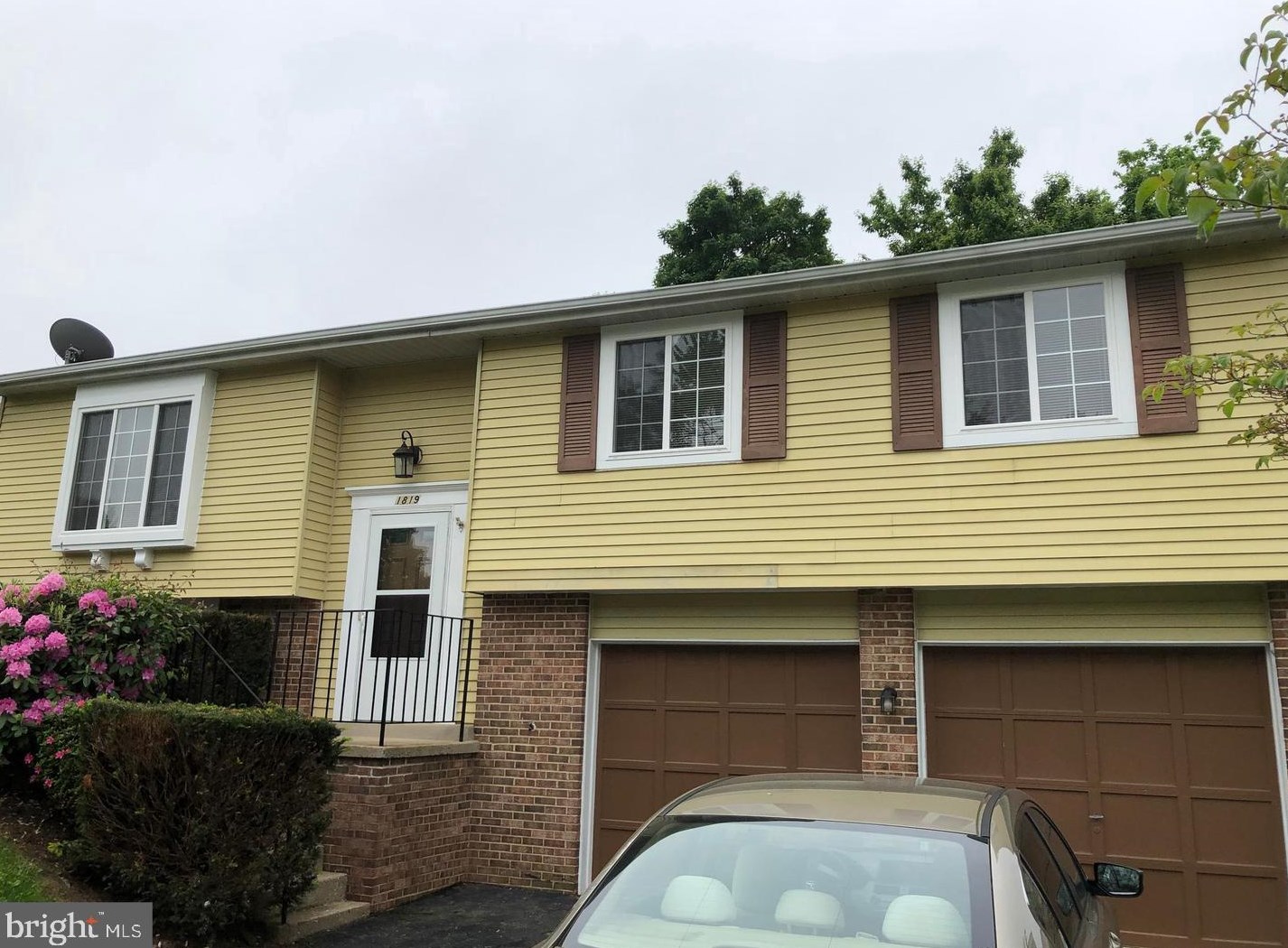 1819 Rocky Glen Dr, Frederick, MD 21702