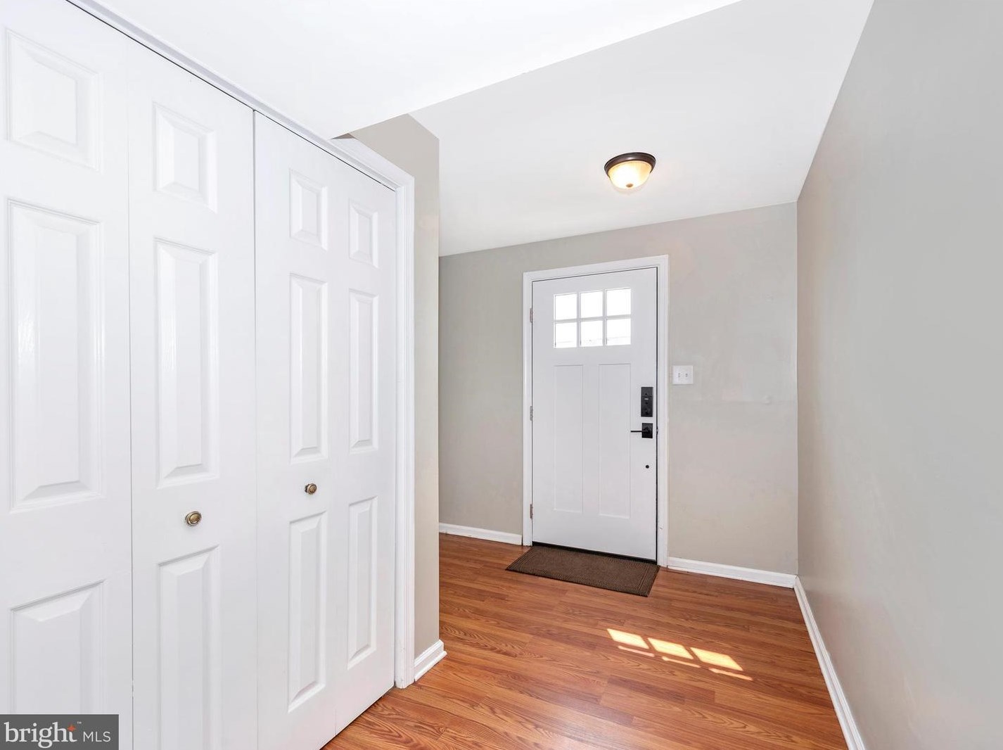 10 Luther Dr, Graceham, MD 21788
