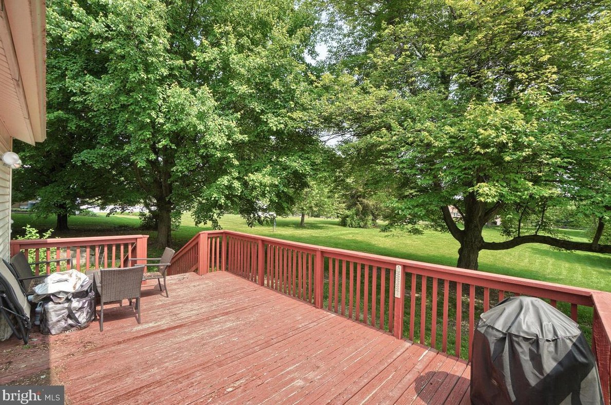 13428 Old Annapolis Rd, Mount Airy MD  21771-7733 exterior