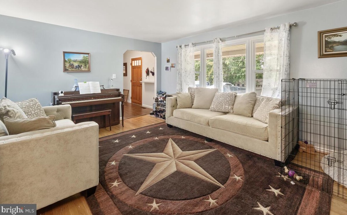 13428 Old Annapolis Rd, Mount Airy MD  21771-7733 exterior