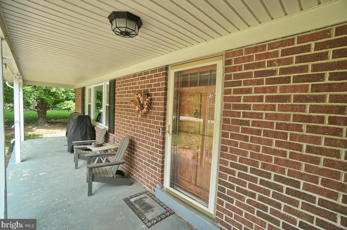 13428 Old Annapolis Rd, Mount Airy MD  21771-7733 exterior