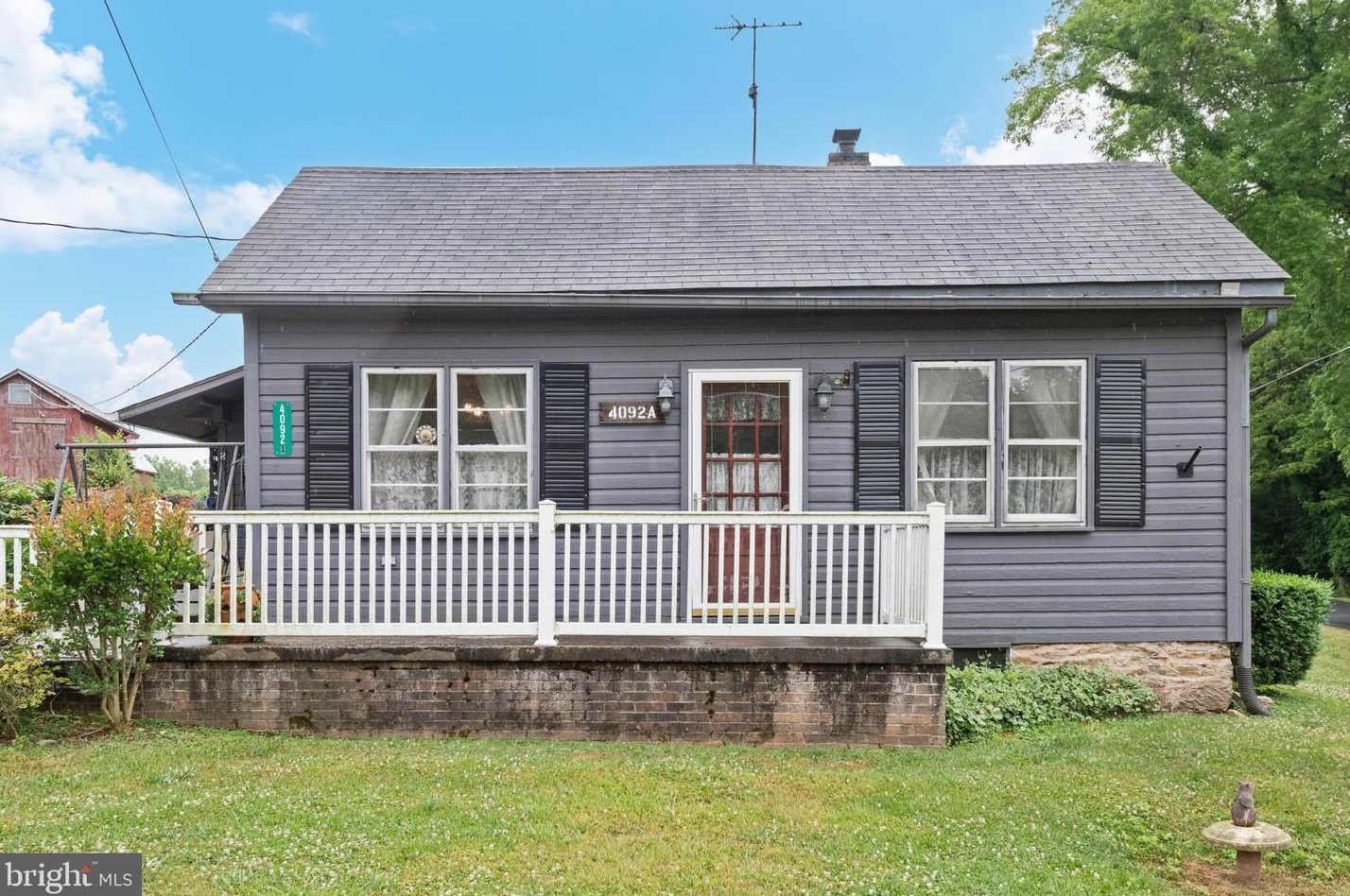 4092 Rock Hall Rd, Point Of Rocks, MD 21777-2047