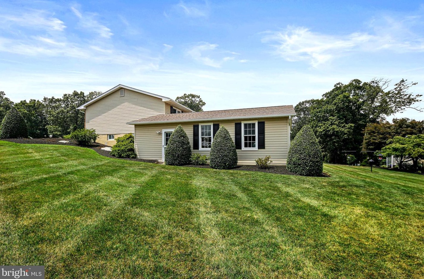 5321 Concord Ct, Mount Airy MD 21771-5815 exterior