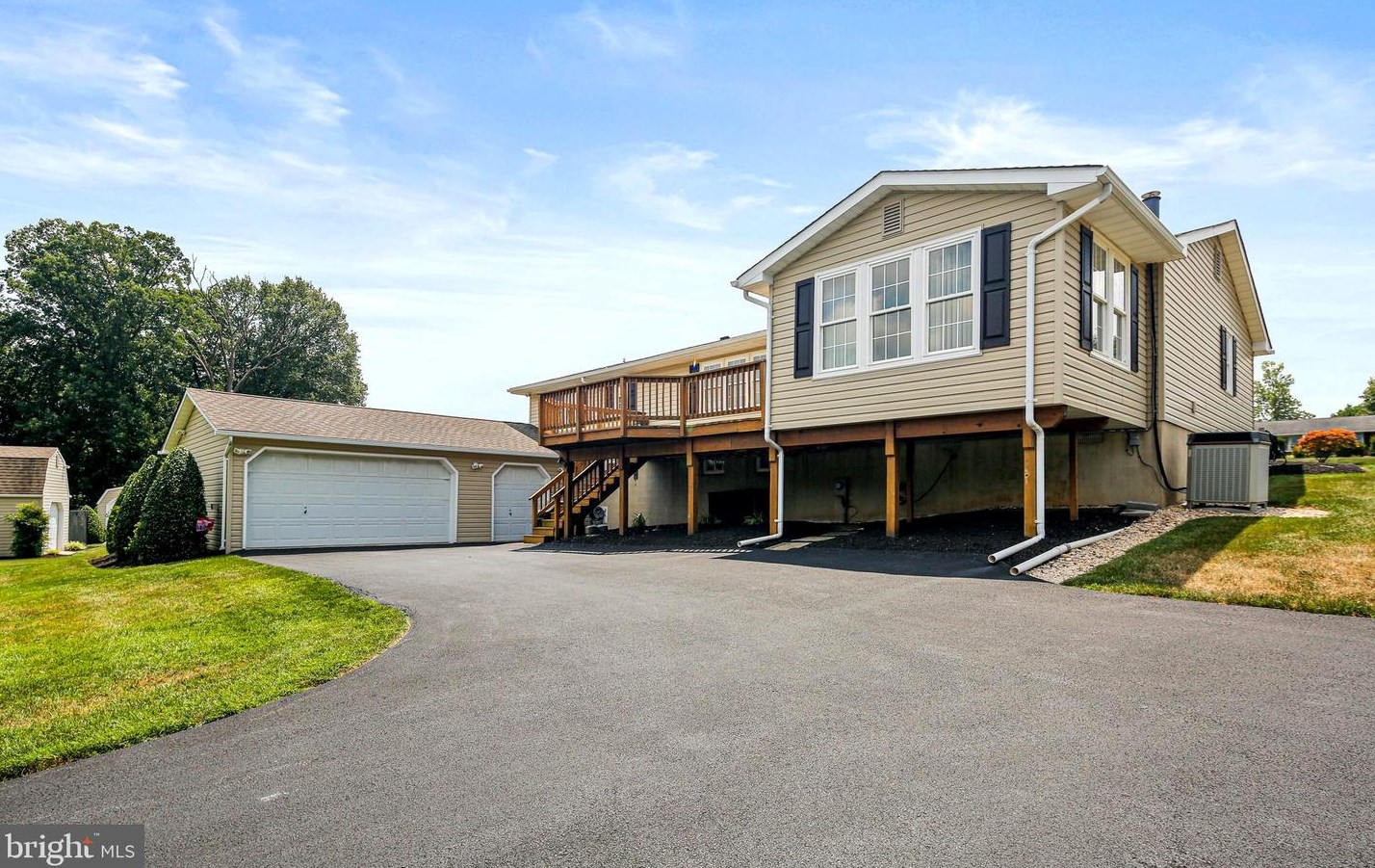 5321 Concord Ct, Mount Airy, MD 21771-5815