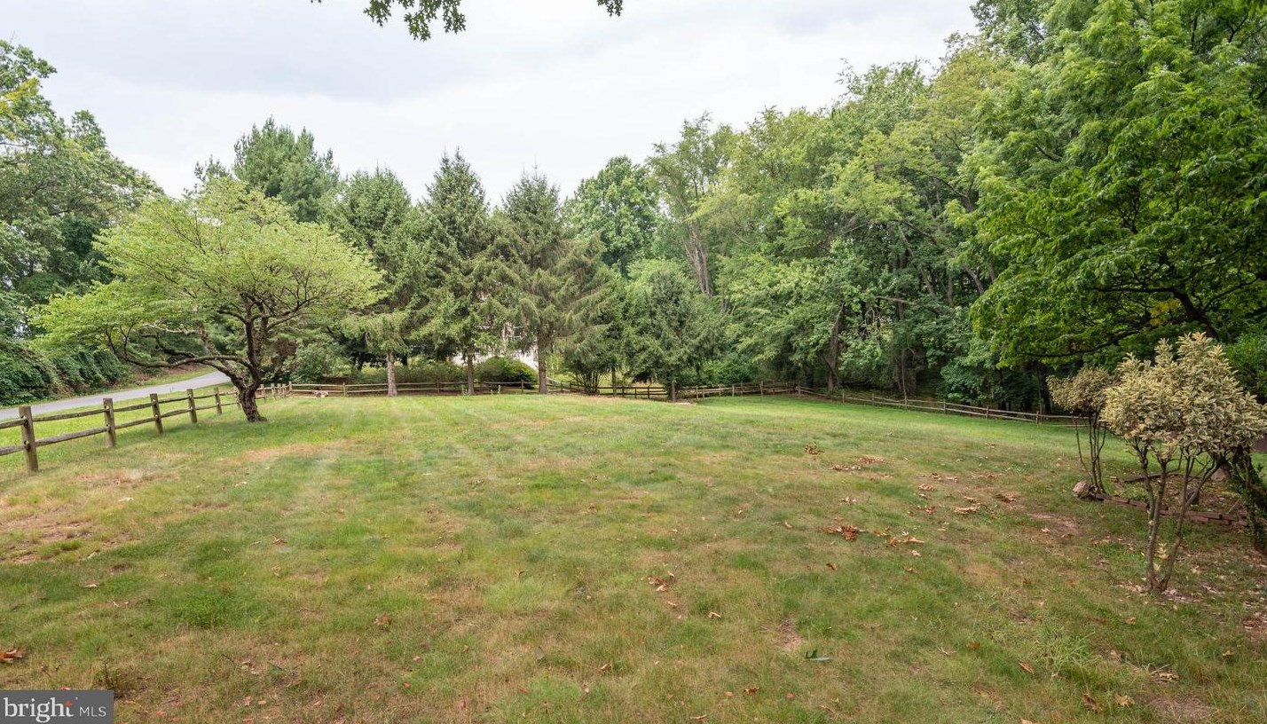 12318 Sherwood Frst Dr, Mount Airy MD 21771-6025 exterior