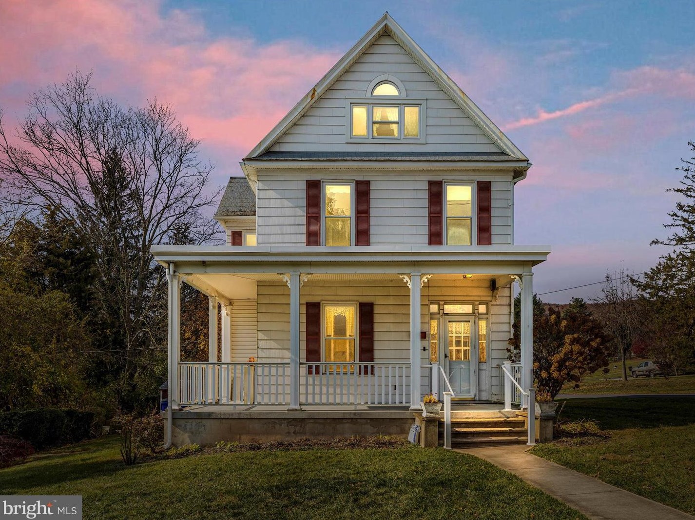 17 N Altamont Ave, Graceham, MD 21788