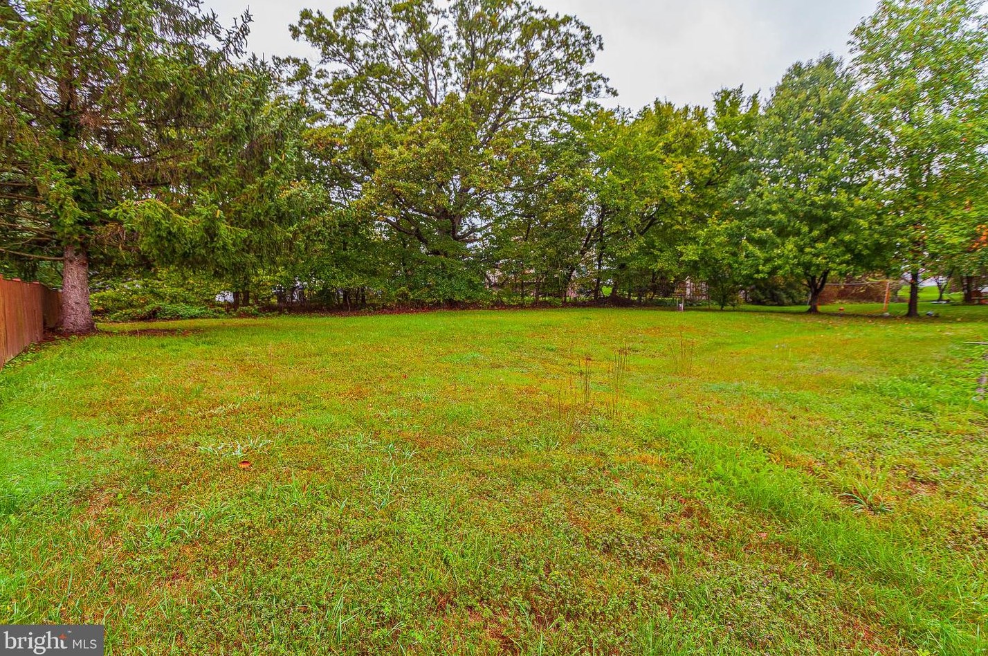 7108 Downing St, Adamstown MD 21710-9414 exterior