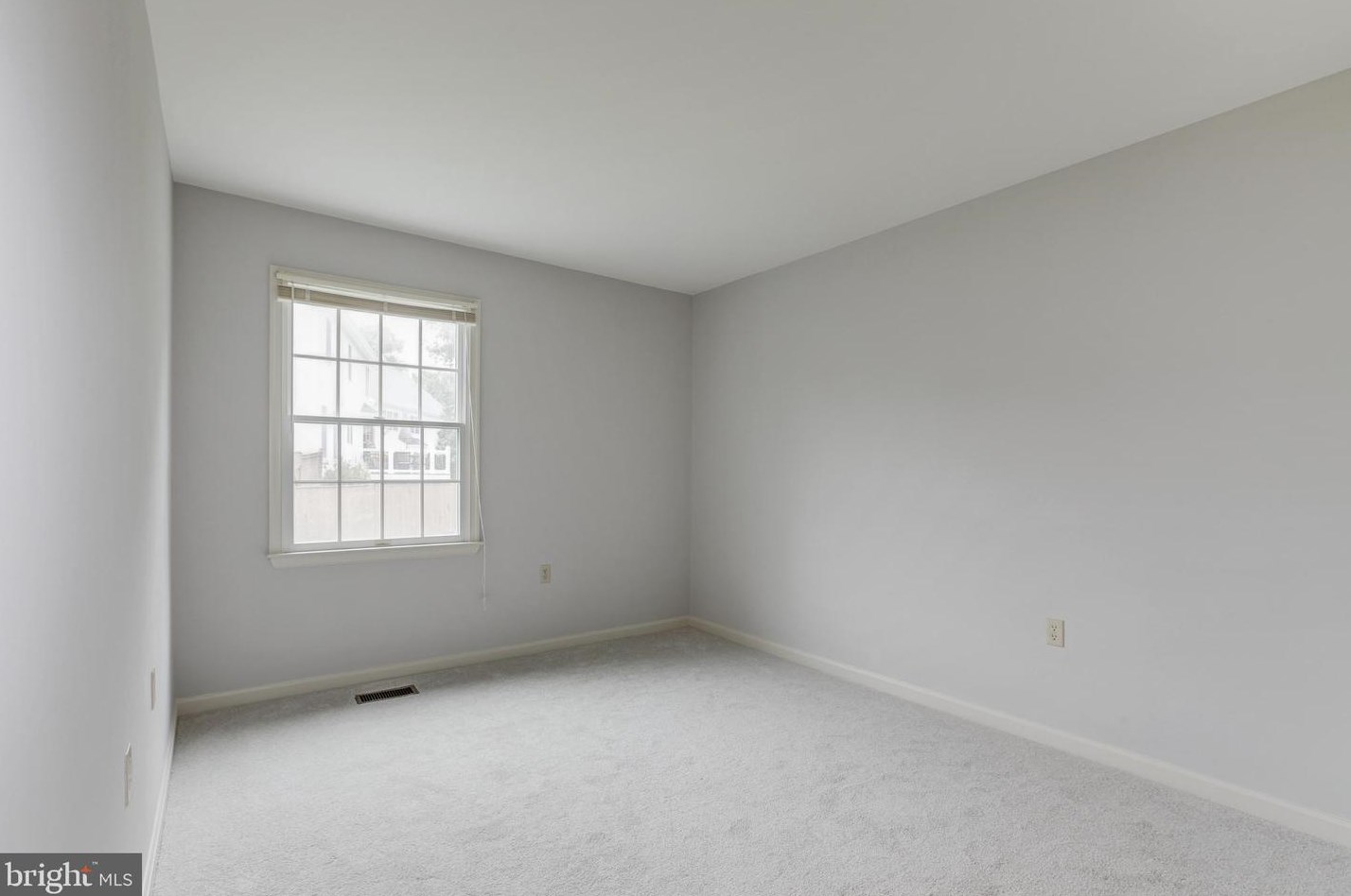 7108 Downing St, Adamstown MD 21710-9414 exterior