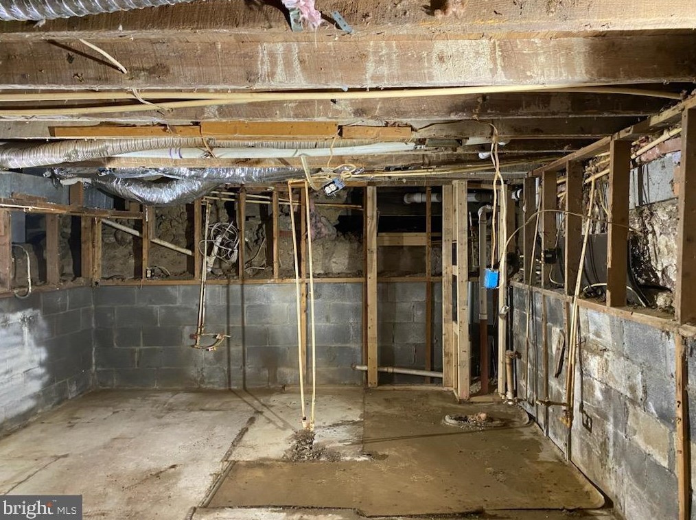 14208 Peddicord Rd, Mount Airy MD  21771-8435 exterior