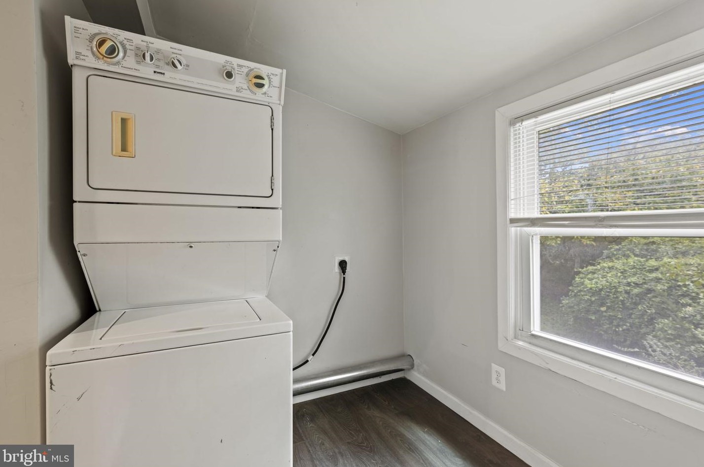 14208 Peddicord Rd, Mount Airy MD  21771-8435 exterior