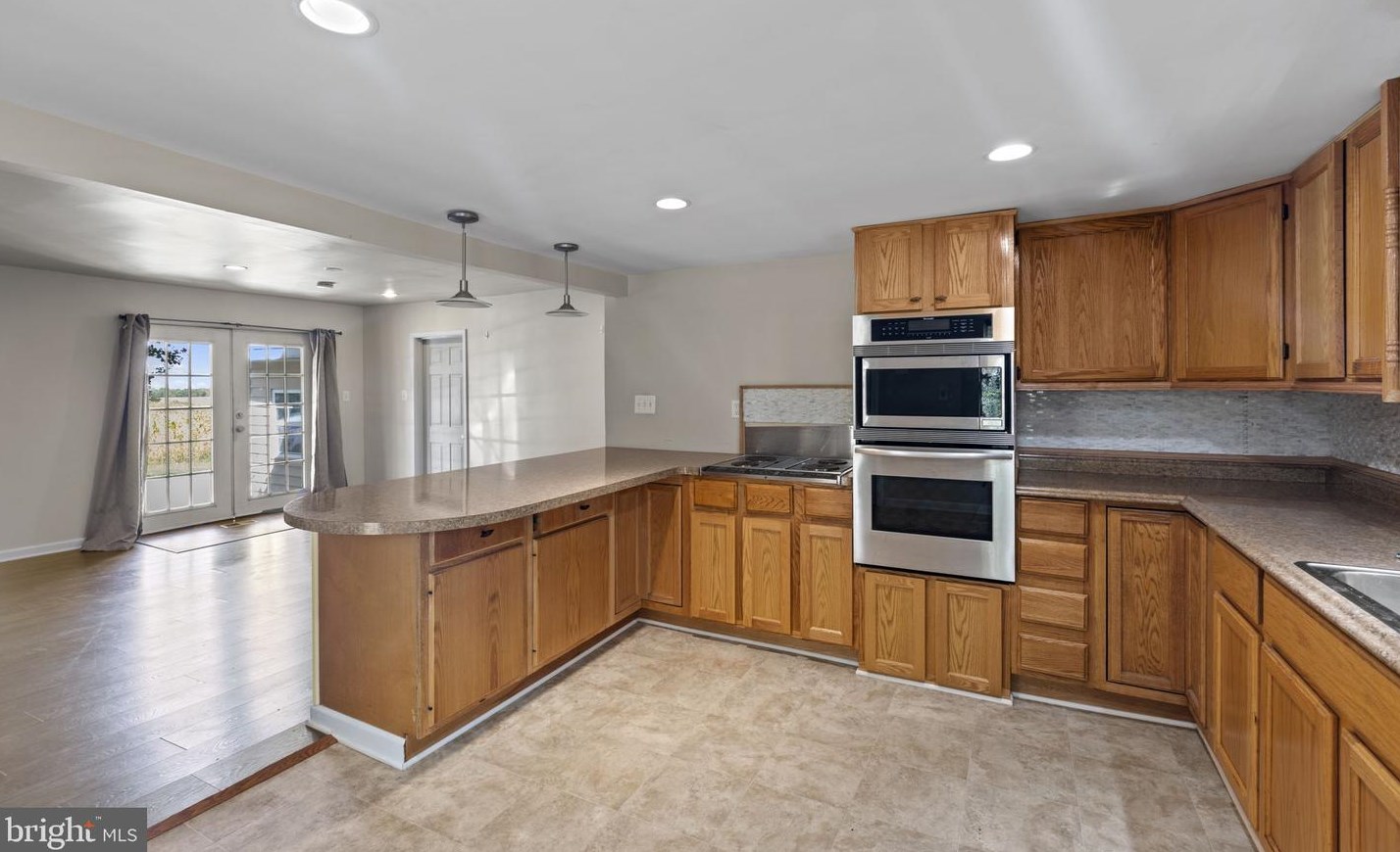 14208 Peddicord Rd, Mount Airy MD  21771-8435 exterior