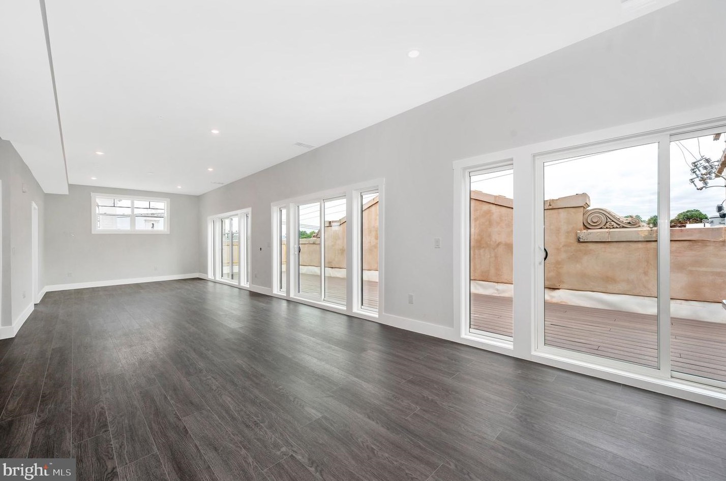 4 E Main St #201, Middletown, MD 21769