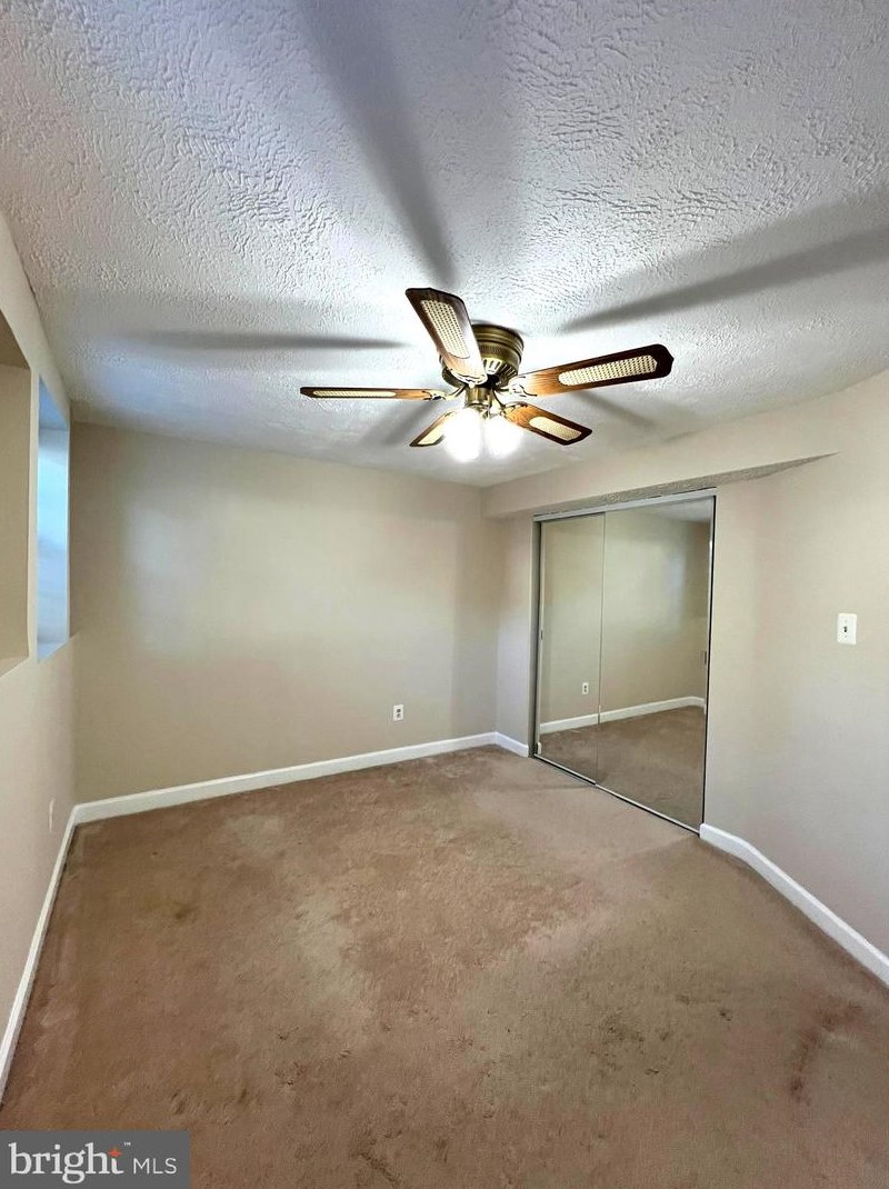 104 Sycamore Rd, Mount Airy MD 21771-5635 exterior