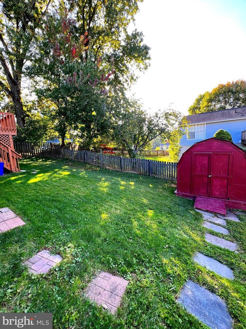 104 Sycamore Rd, Mount Airy MD 21771-5635 exterior