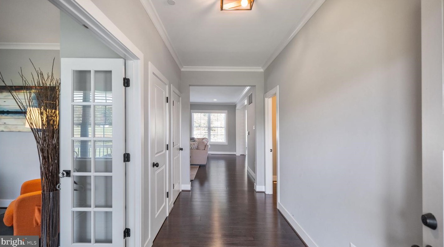 7319 Talbot Run Rd, Mount Airy MD  21771-8418 exterior