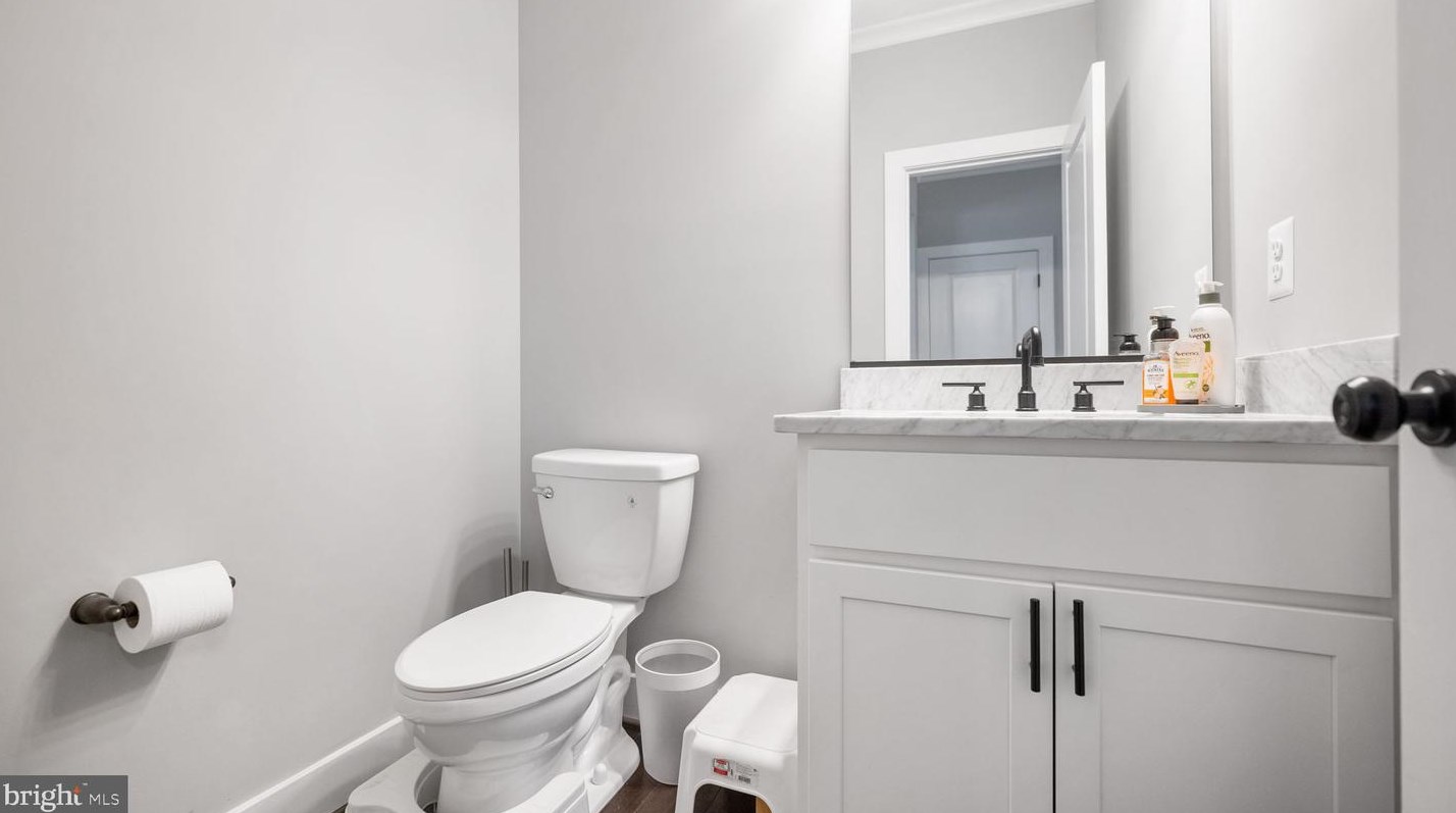 7319 Talbot Run Rd, Mount Airy MD  21771-8418 exterior