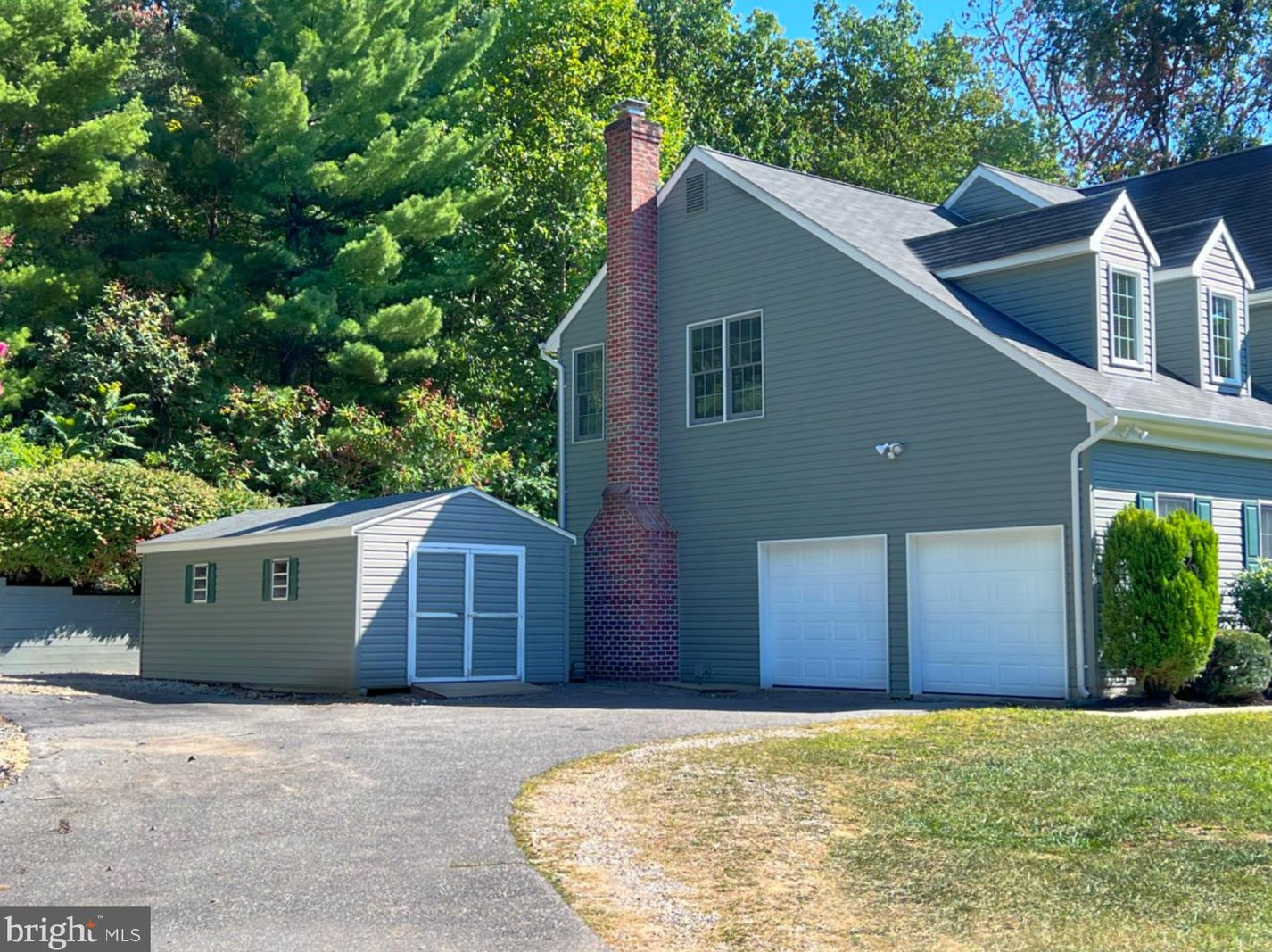 14909 Chelsea Cir, Mount Airy MD  21771-8422 exterior