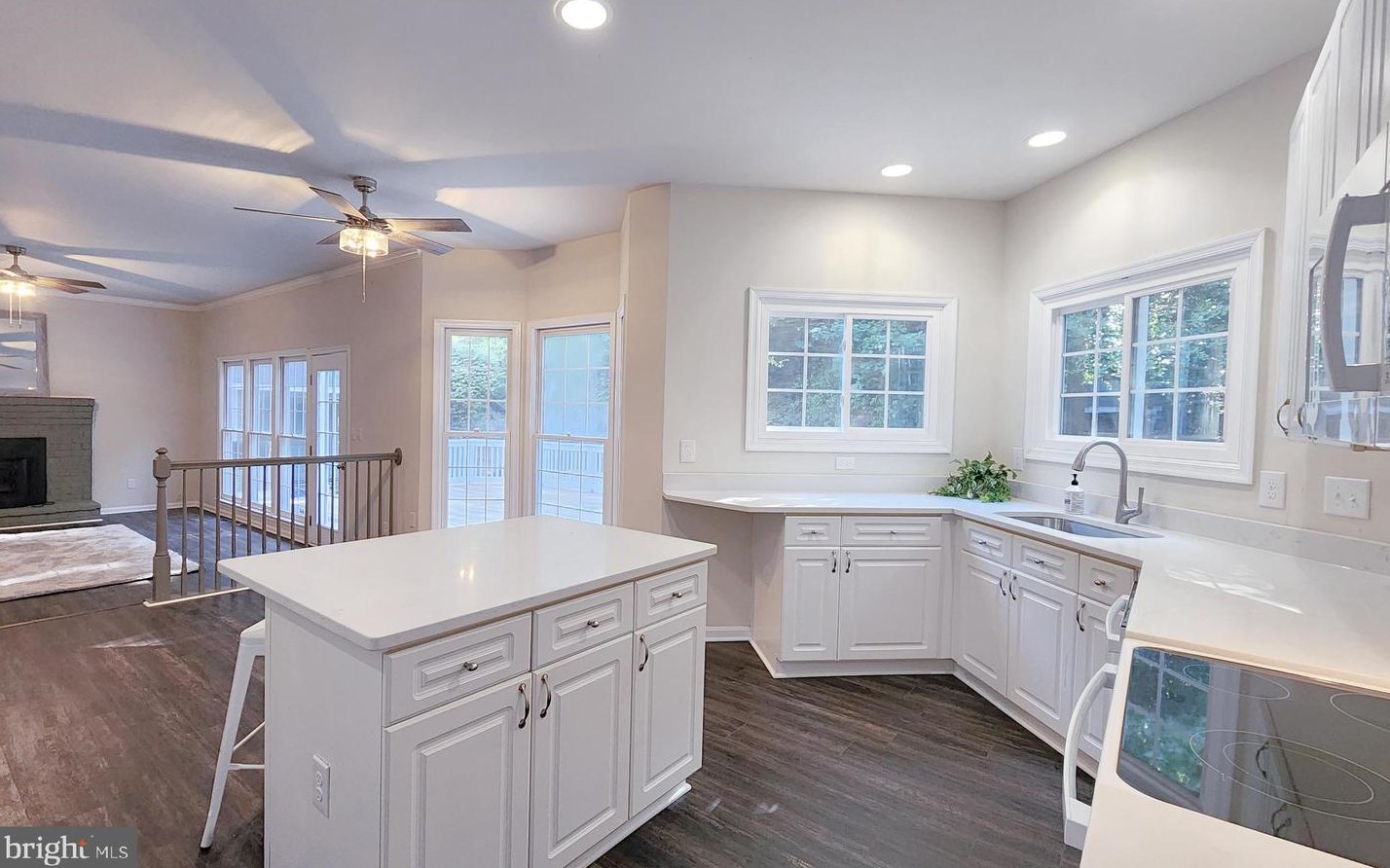 14909 Chelsea Cir, Mount Airy MD  21771-8422 exterior