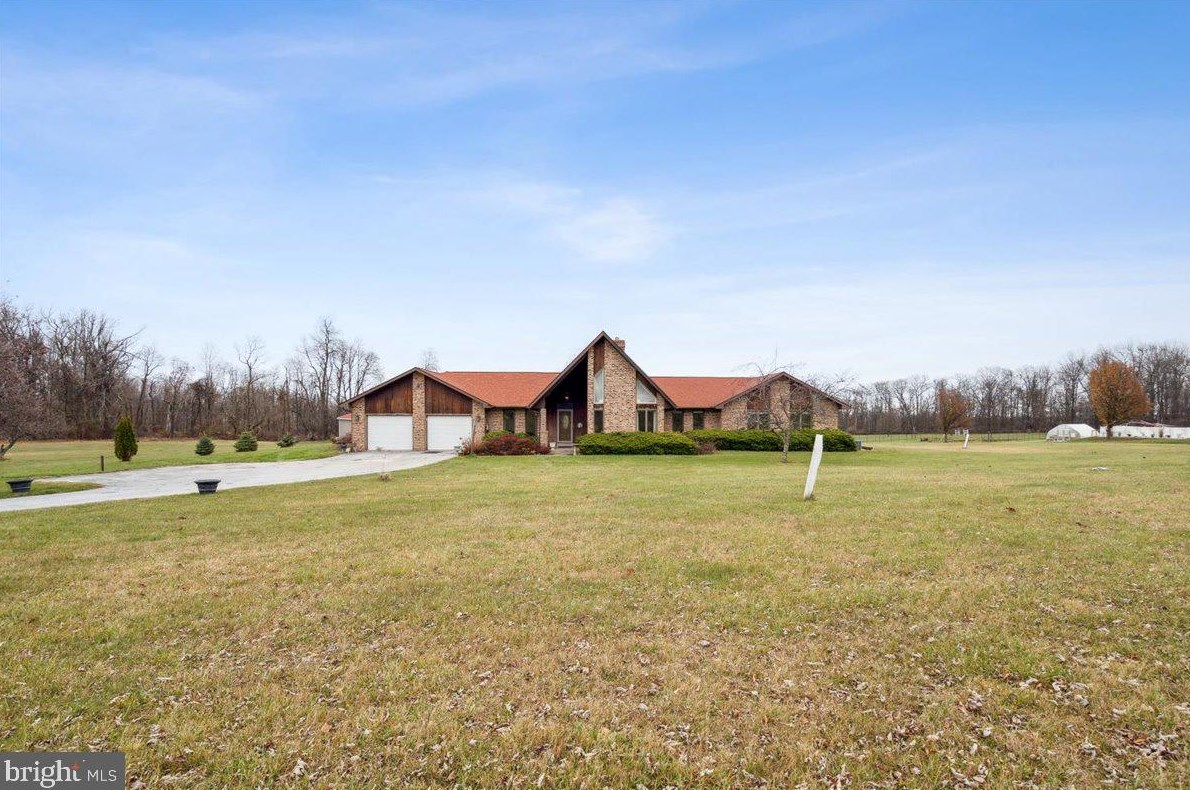 14159 Tower Rd, Smithsburg, MD 21783