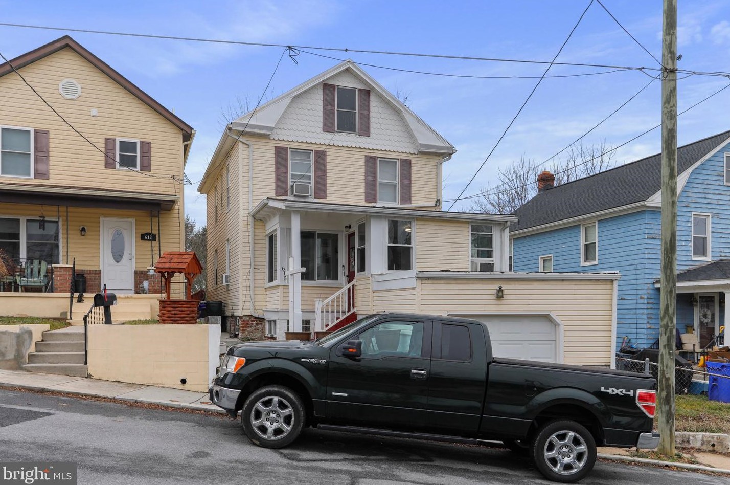 615 N Maple Ave, Brunswick, MD 21716