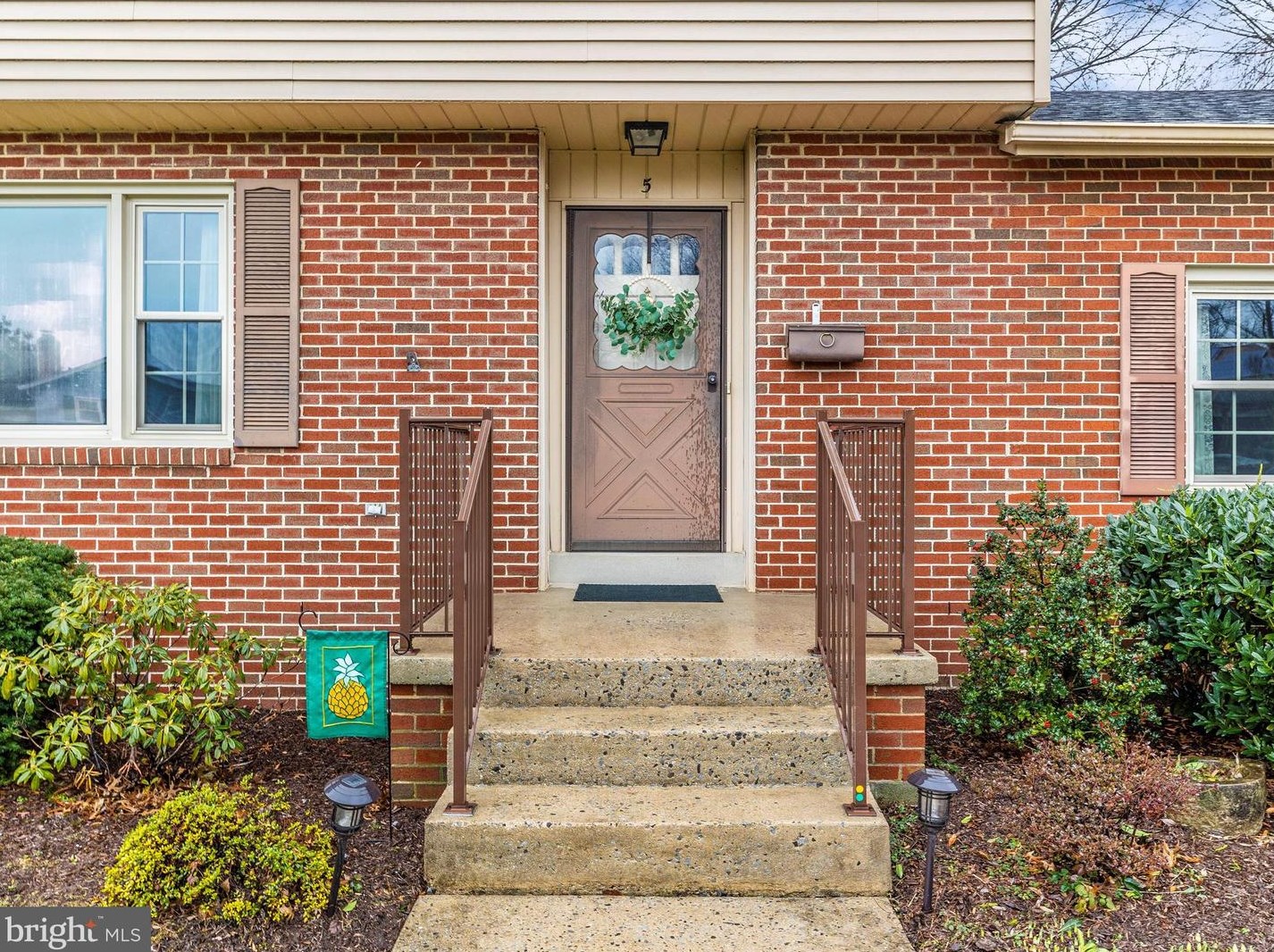 5 Wyn Ct, Frederick, MD 21701-6255