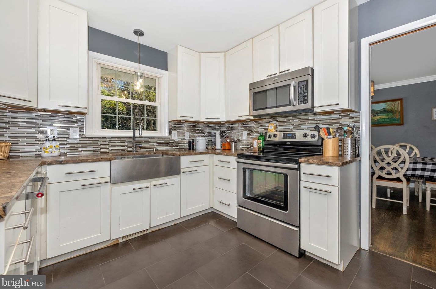 8216 Glendale Dr, Frederick, MD 21702