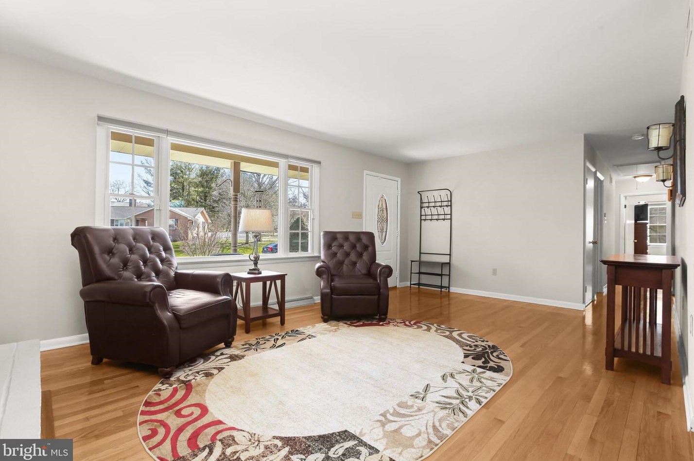 8214 Greenvale Dr, Frederick, MD 21702-2930