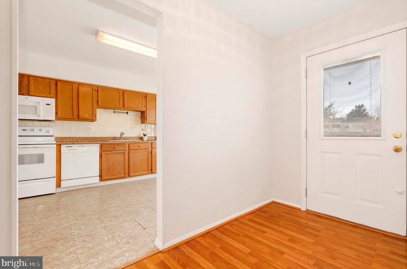 6914 Alex Ct, Frederick, MD 21703-9507