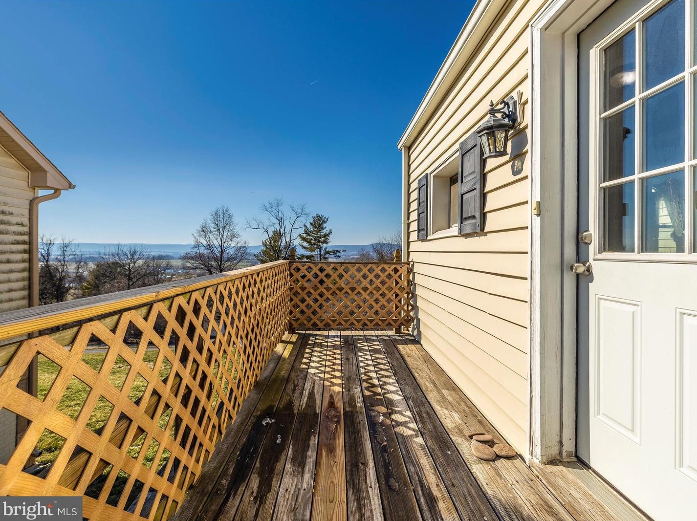 6819 Vale Summit Ln, Middletown MD  21769-6637 exterior