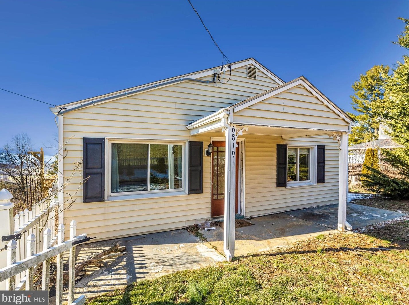 6819 Vale Summit Ln, Middletown MD  21769-6637 exterior
